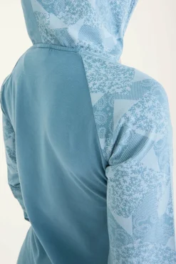 Fashion Ale Women Long Sleeve & Fleece