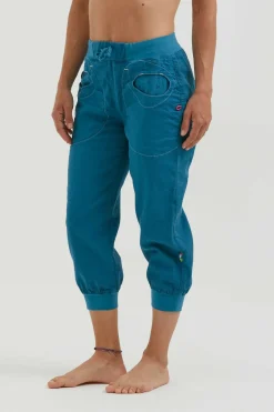 Hot N Remix2.2 Women Shorts